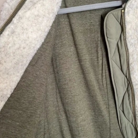 Free People - Rivington Olive Green and Ivory Sherpa Jacket Small S - Picture 8 of 11